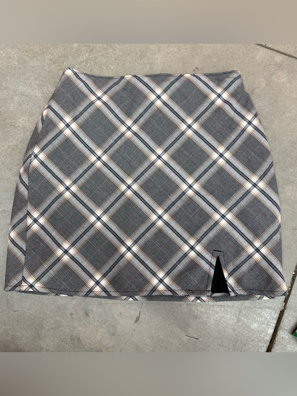 Abercrombie & Fitch Plaid Mini Skirt in Black, Cream, and Tan
